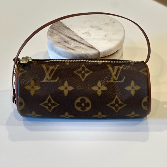 Louis Vuitton Mini Papillon - Picture 2 of 8